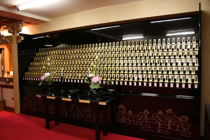 分骨式納骨壇　常楽塔